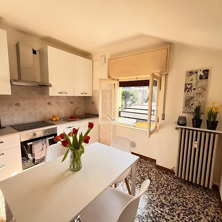 La Mansarda Apartment Como Exterior photo