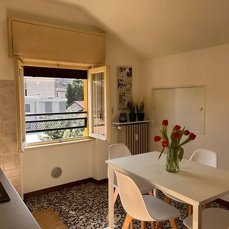 La Mansarda Apartment Como Exterior photo